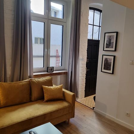 Honeymoon & Air-Conditioning! Torun Exterior photo